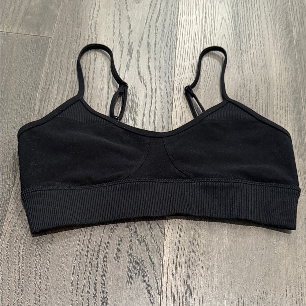 Alo like new sports bra, corset style